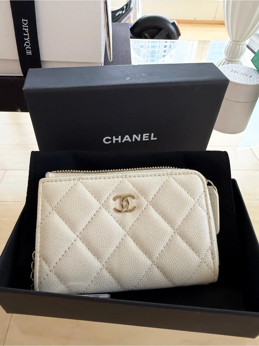 Auth CHANEL Quilted key ring Card Holder with champagne gold + white caviar